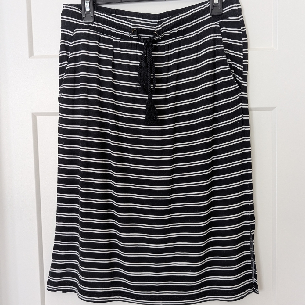 St. John's Bay Black and White Midi Skirt